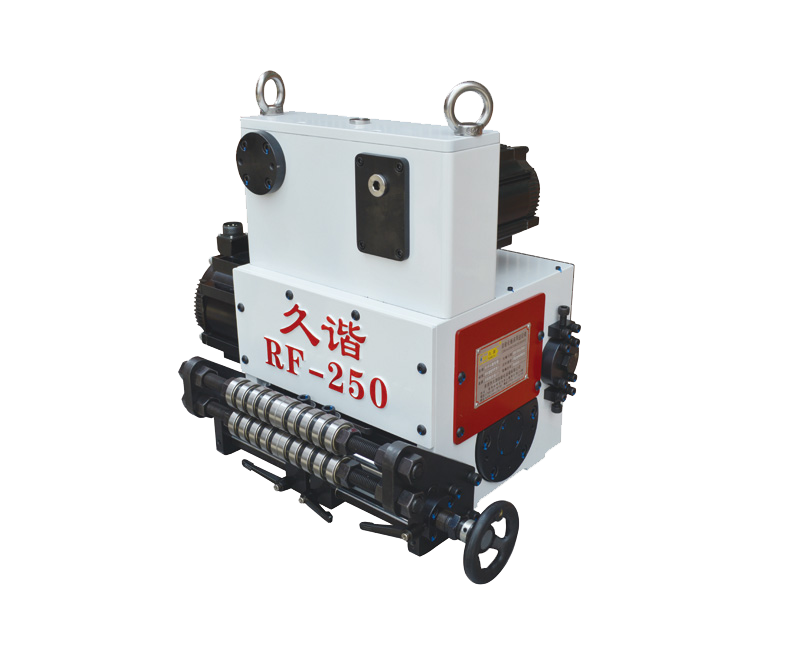 伺服送(song)料机