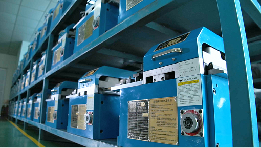 冲床送料机的(de)工(gong)作流程是(shi)怎样的？